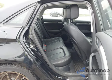 2015 Audi A3 2.0T Premium z USA, uszkodzony, nr VIN WAUBFGFF8F1004356